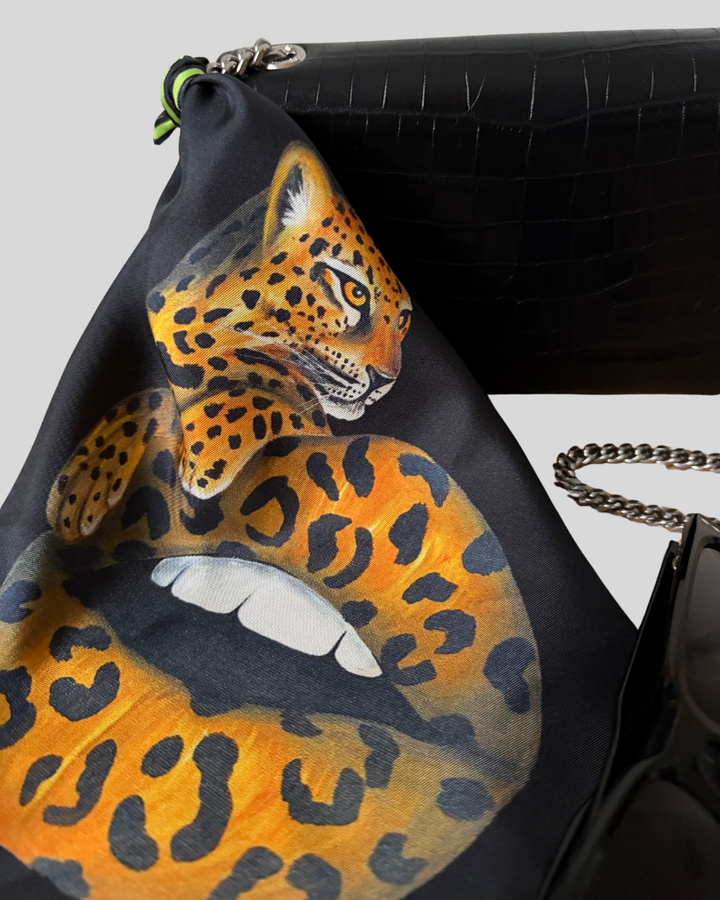 Seidenschals aus 100% Maulbeerseide (18 Momme) / PickARTSfashion