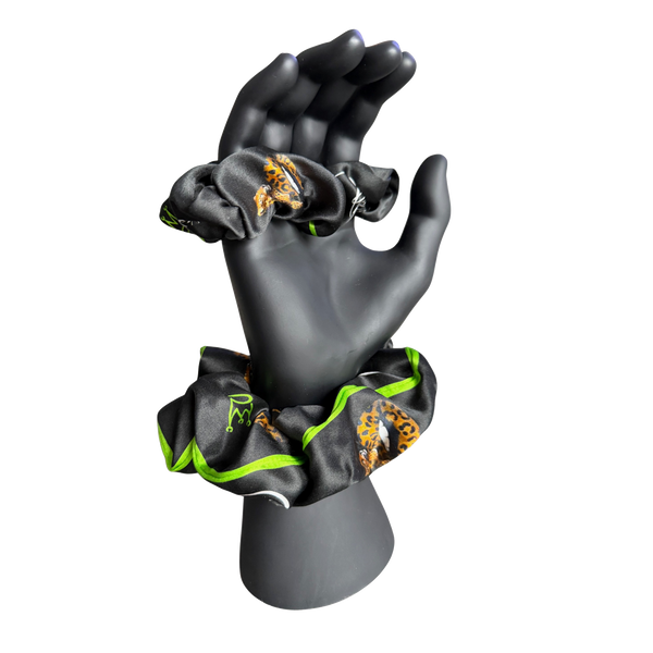 Seiden Scrunchie - Leo Print / THE LEO SILK SCRUNCHIE